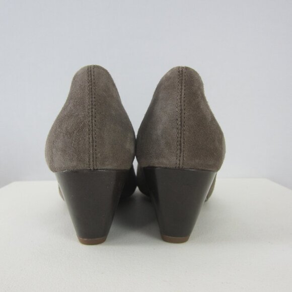 New Clarks Artisan Womens 10 M Taupe Gray Suede Basset Mine Wedge Pump Heels
